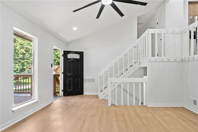 Building Photo - 4050 Daron Ct