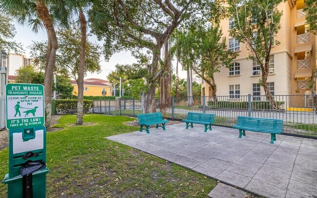 Building Photo - 3255 NE 184th St