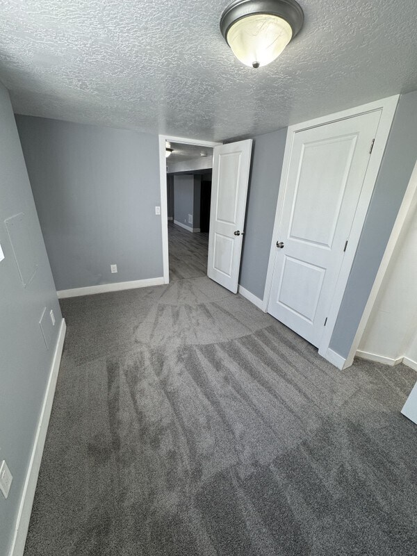 Building Photo - 4206 Annapolis Dr