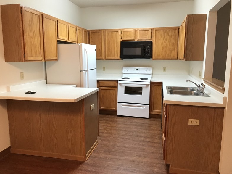 Prairie Fields Apartments 1616 Birchwood St Delavan WI 53115