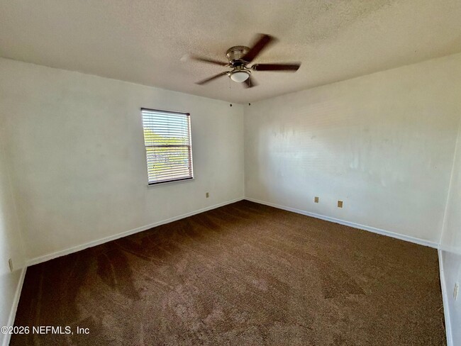 Building Photo - 11548 Willet Ct N