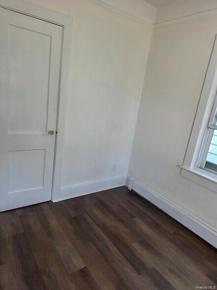 Building Photo - 40 Parsons St