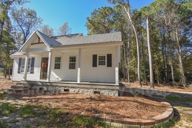 Building Photo - 885 Simmons Rd