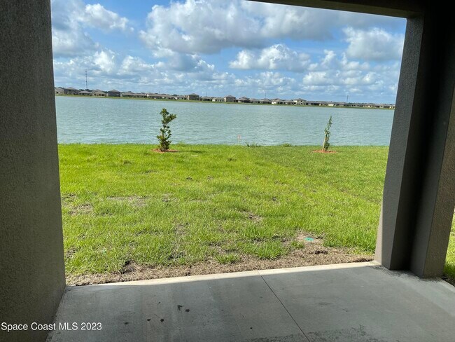 Building Photo - 2194 Farmhouse Rd SE