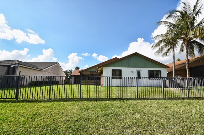 Building Photo - 21518 Summertrace Cir