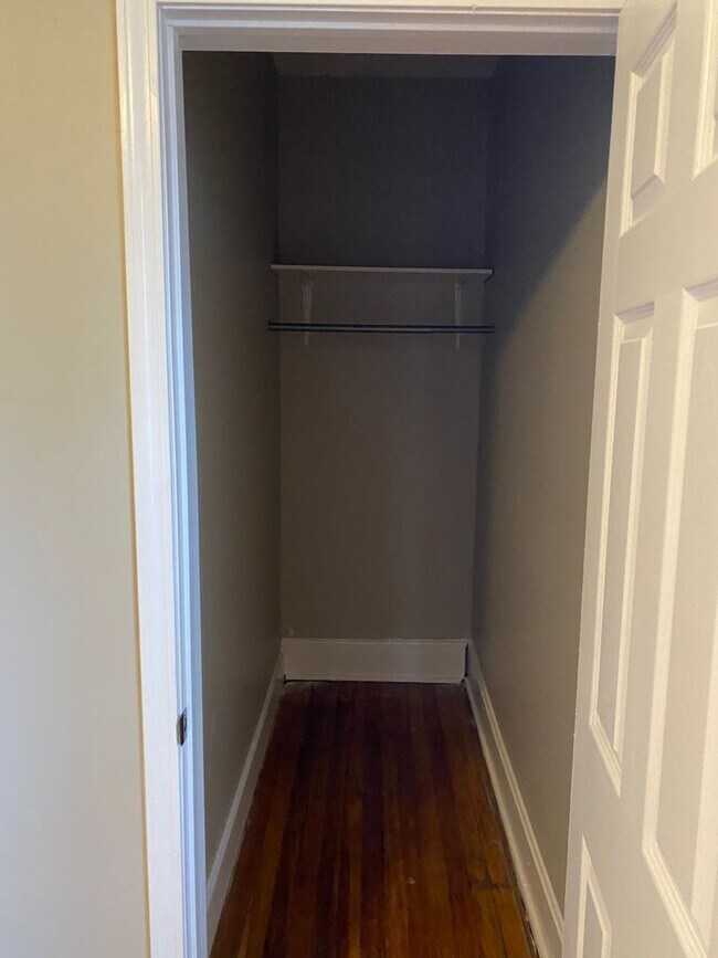 Building Photo - 486 Price Rd