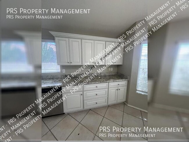 Building Photo - 617 S Golden Key St