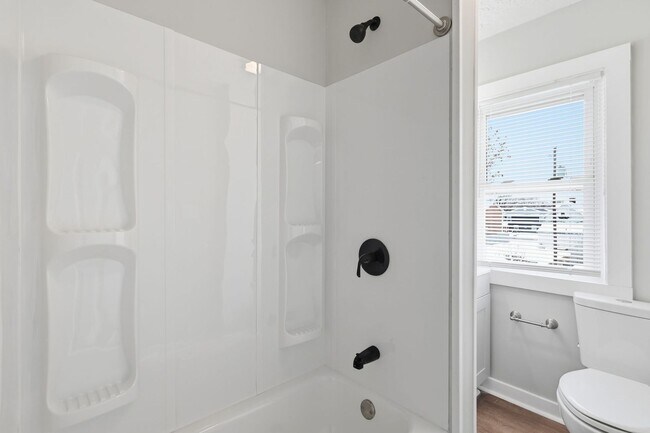 Building Photo - 783-785 S 18th St