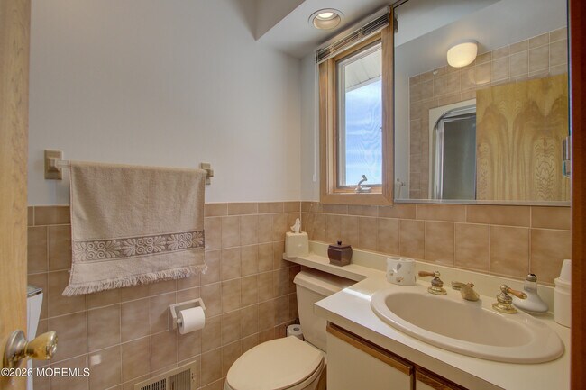 Building Photo - 900 Ocean Ave