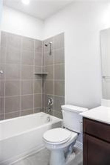 Building Photo - 4021 Gildas Path