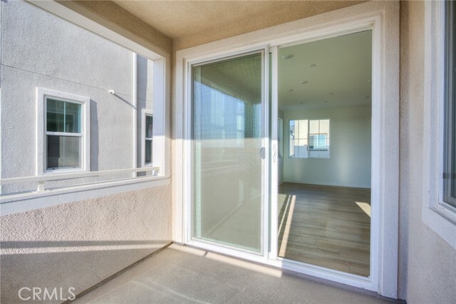 Building Photo - 5999 Huntington Dr