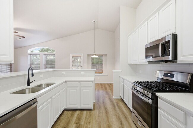 Building Photo - 16516 Fowler Mill Cove