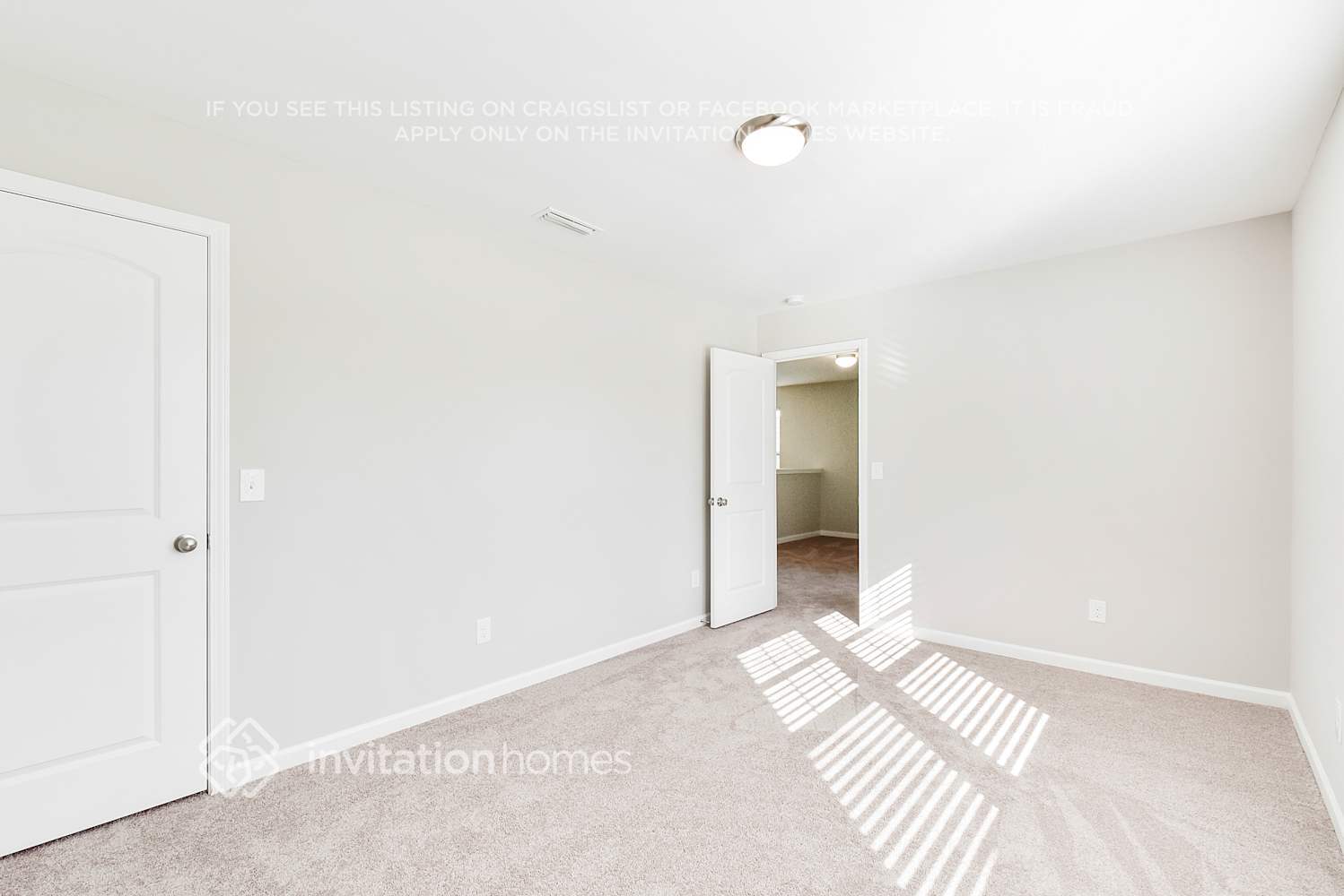 Building Photo - 746 Mountain Quail Dr