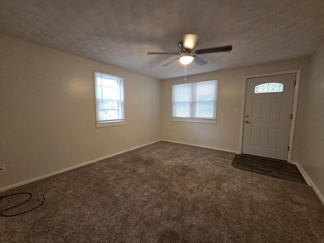 Building Photo - Spacious Home for Rent!