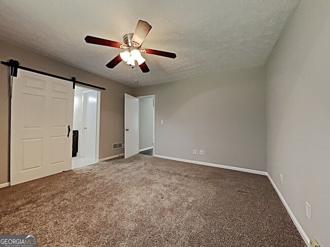 Building Photo - 947 Shiloh Ridge Run NW