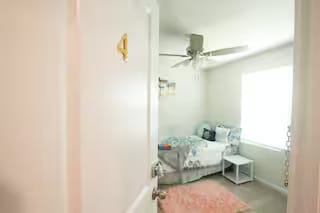 Building Photo - Room in Duplex on Skipjack Ln