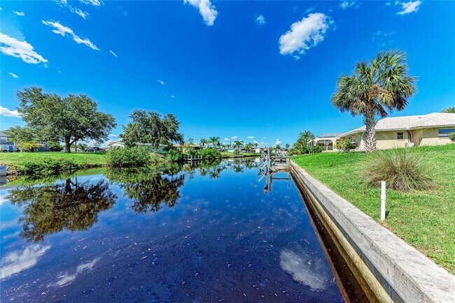 Building Photo - 27192 San Marino Dr