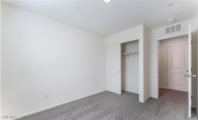 Building Photo - 6956 Honor Hl St