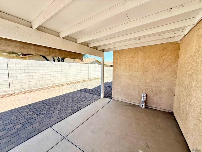 Building Photo - 4452 S Agave Ave
