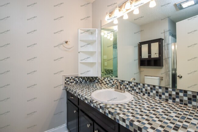 Building Photo - 14520 Alfalfa Ln