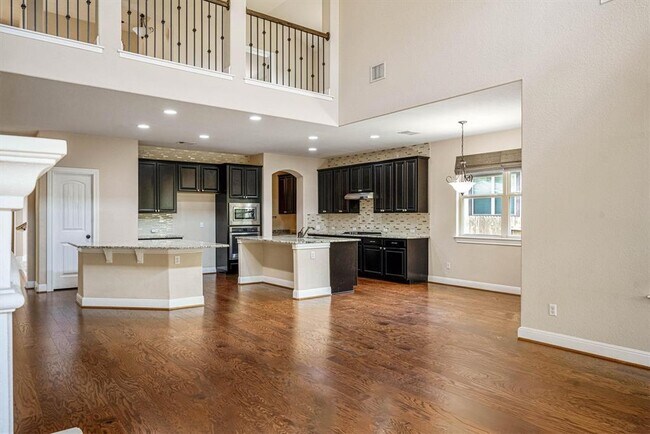 Building Photo - 5809 Viejo Dr
