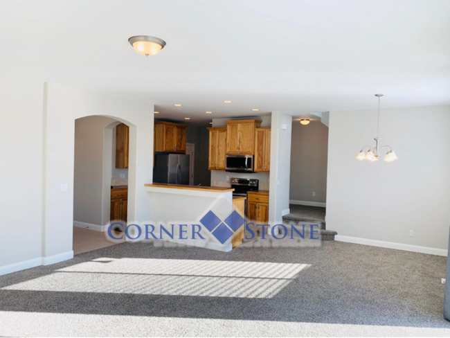 Building Photo - Wonderful Home In Middleton with 3 Car Garage!