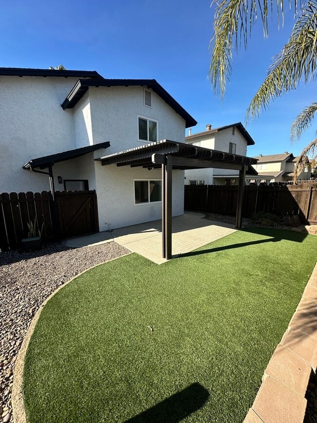 Building Photo - Remodeled 2 Story 3BR/2BA House with Vinyl plank flooring, Fenced backyard & 2 Car garage and more!