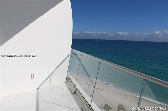 Building Photo - 16901 Collins Ave