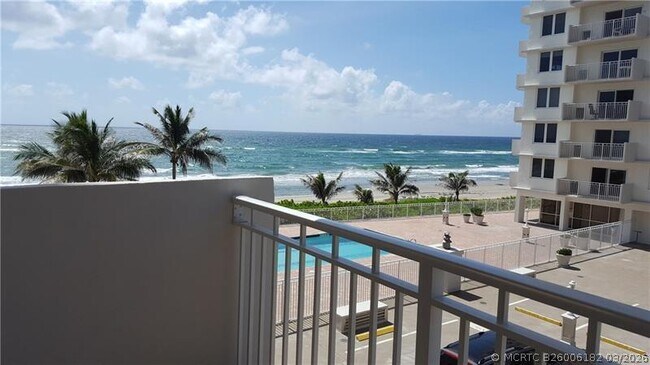 Building Photo - 3221 S Ocean Blvd