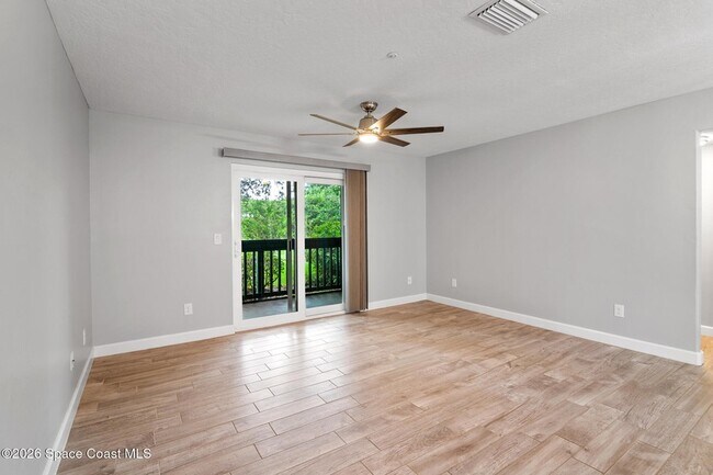 Building Photo - 7667 N Wickham Rd