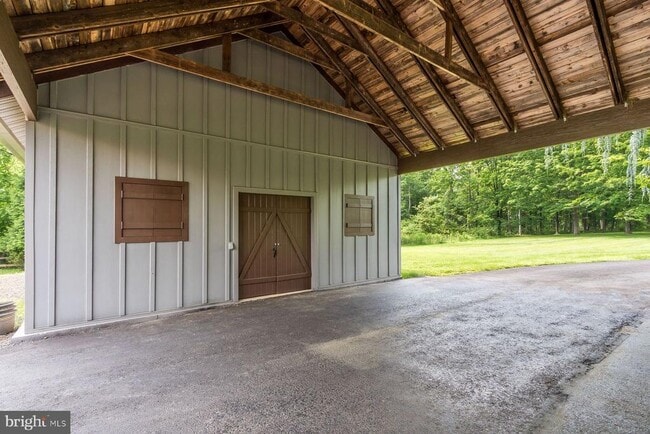 Building Photo - 125 Edison Furlong Rd