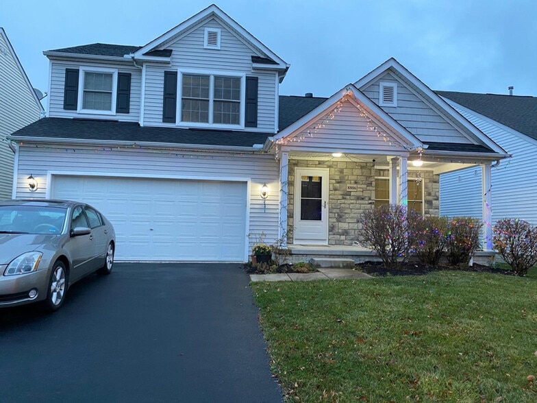 Building Photo - 8806 Emerald Hill Dr