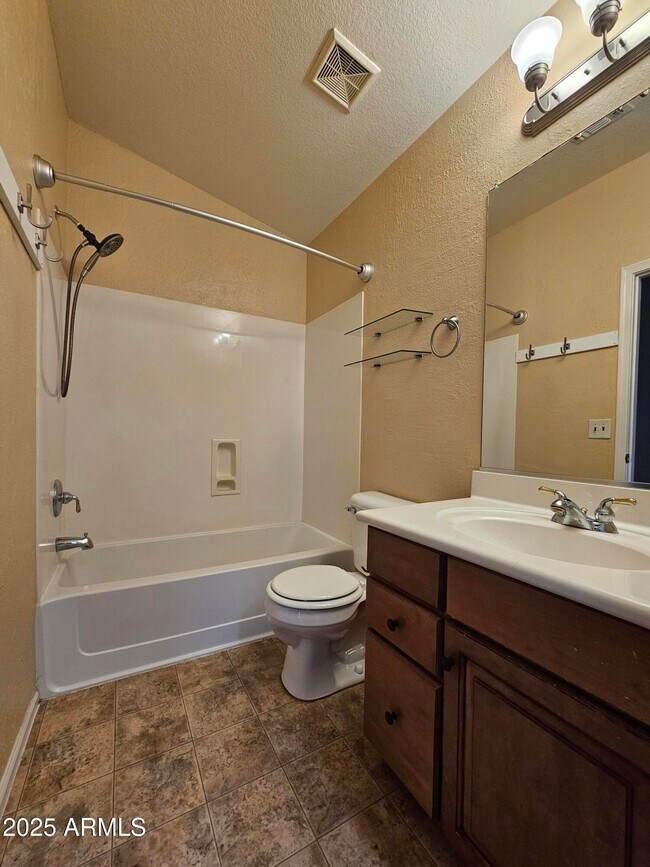 Building Photo - 42804 W Sunland Dr