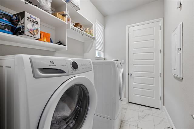 Building Photo - 484 Caitlyn Wy