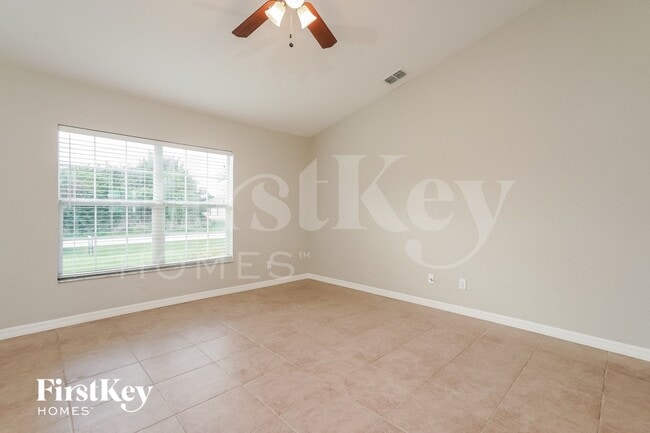 Building Photo - 12238 Helios Ave