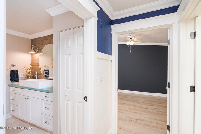 Building Photo - 37207 Harbour Vista Cir