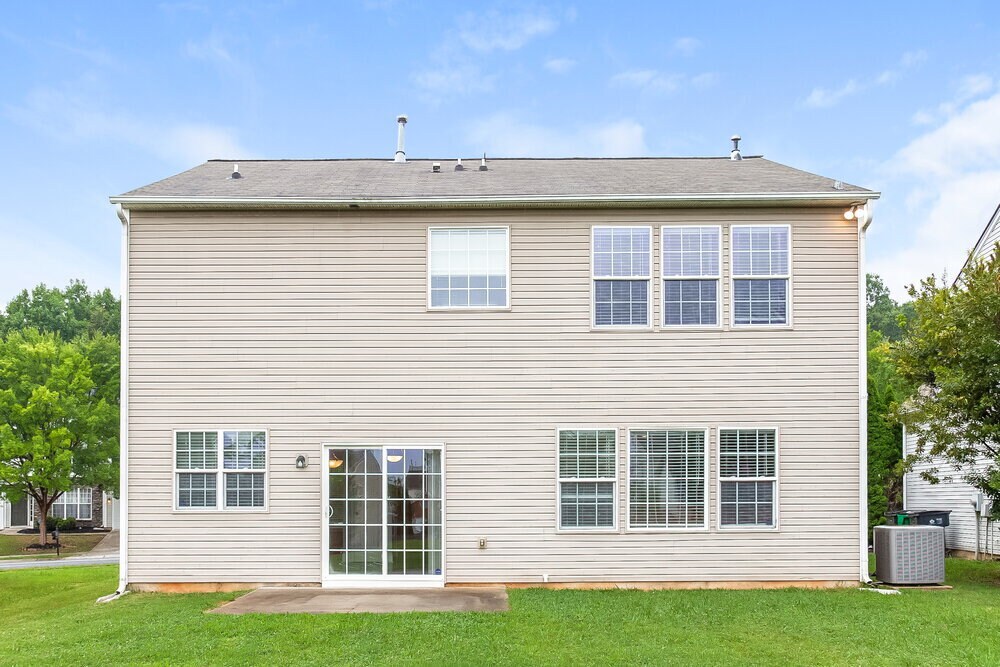 Building Photo - 11007 Holm Oak Pl