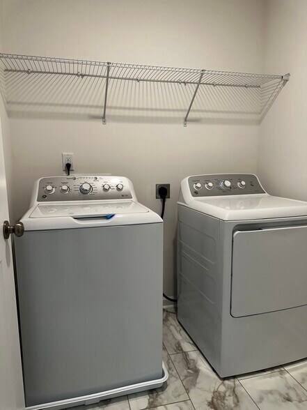 washer dryer - 5034 Falstone Dr