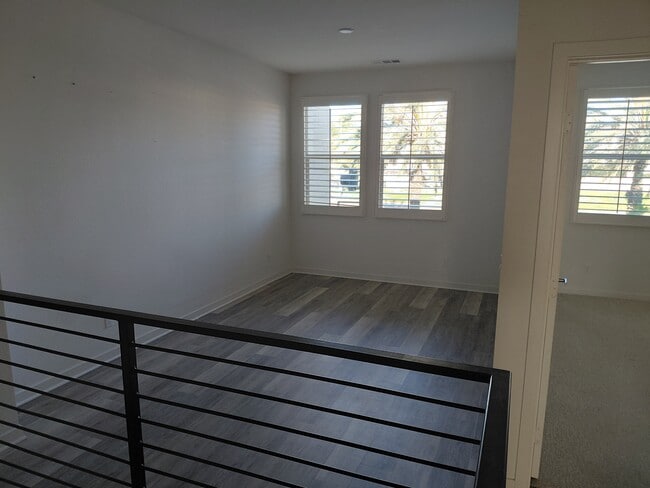 Building Photo - 2040 Quartet Loop