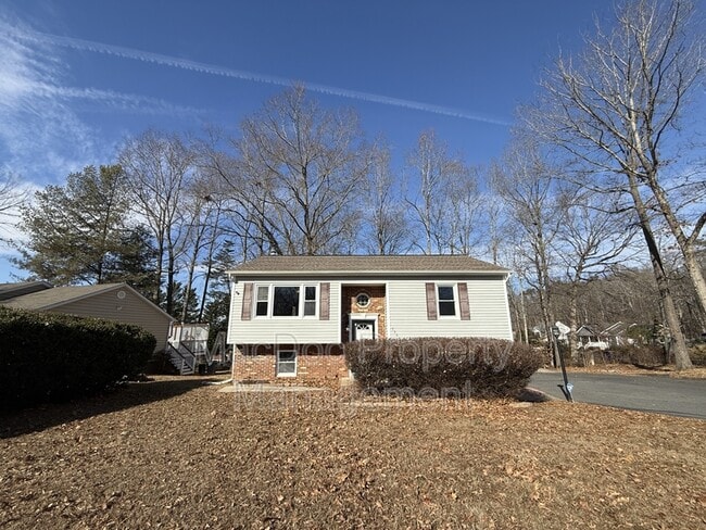 Building Photo - 7301 Drew Ln