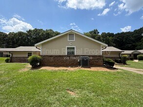 Building Photo - 1502 Waverly Way