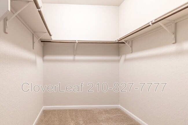 Building Photo - 2126 Silver Maple