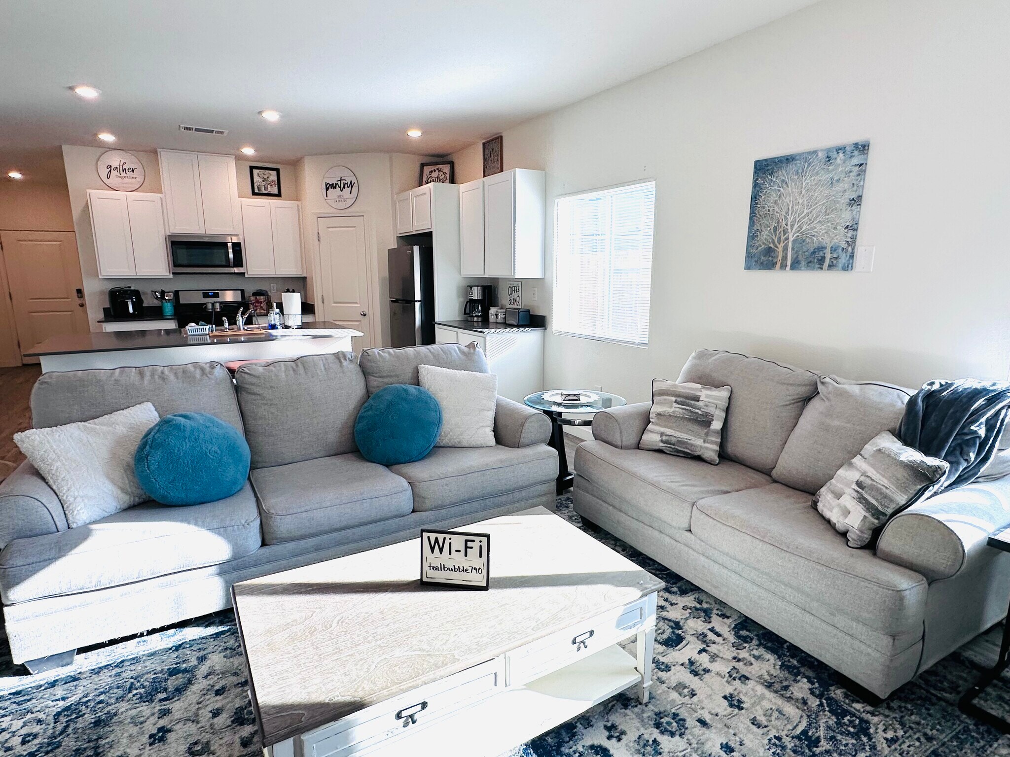 Building Photo - 950 Kathryn Ct