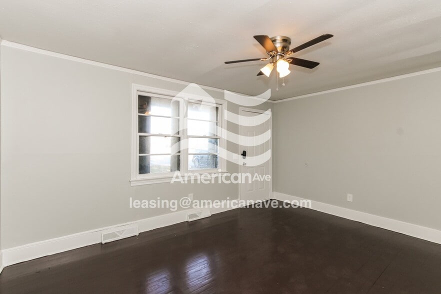 Building Photo - 1513 Dunbar Rd