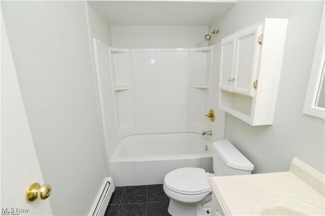 Building Photo - 4498 Washington Square Dr