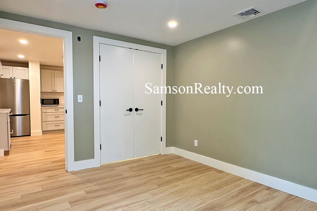Building Photo - 129 Butler Ave
