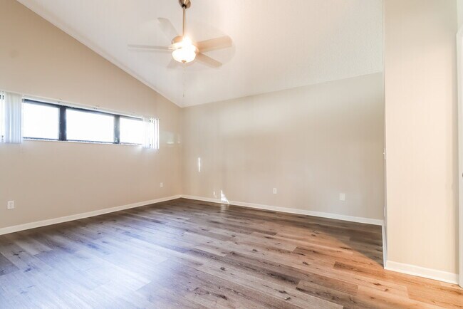 Building Photo - 154 Chelsea Ct