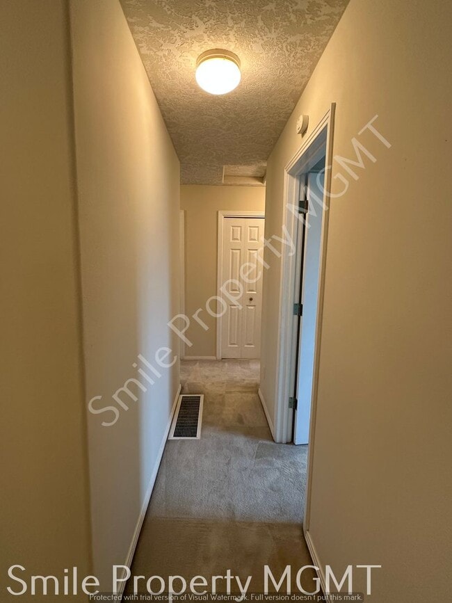 Building Photo - single house