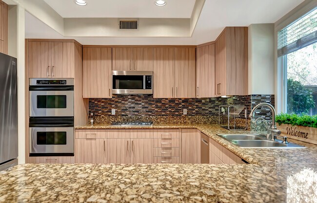 Building Photo - 19301 Lavi Ct