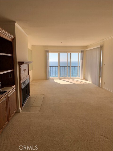 Building Photo - 535 Esplanade